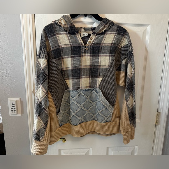 BKE Sweaters - BKE oversized sweater